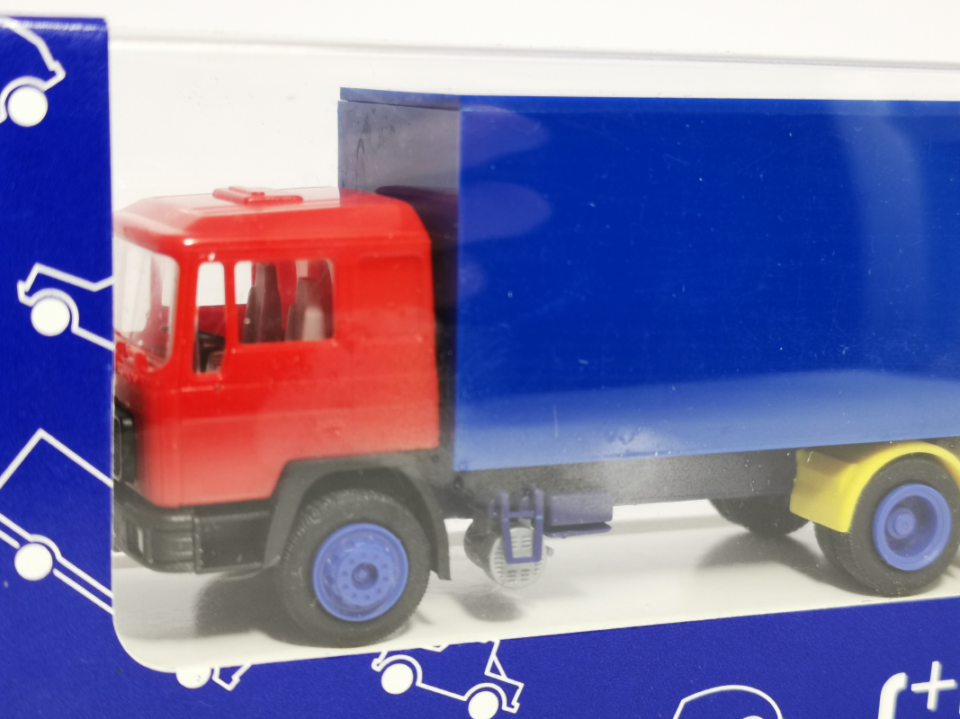 MAN F90 3-achs Koffer-Hängerzug unbedruckt, blau/rot r+H Modellauto 1:87 R1