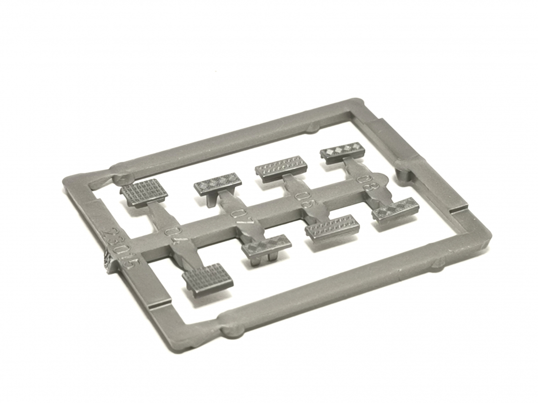 8x Trittblech für 20ft. Container Auflieger R/L Herpa C352