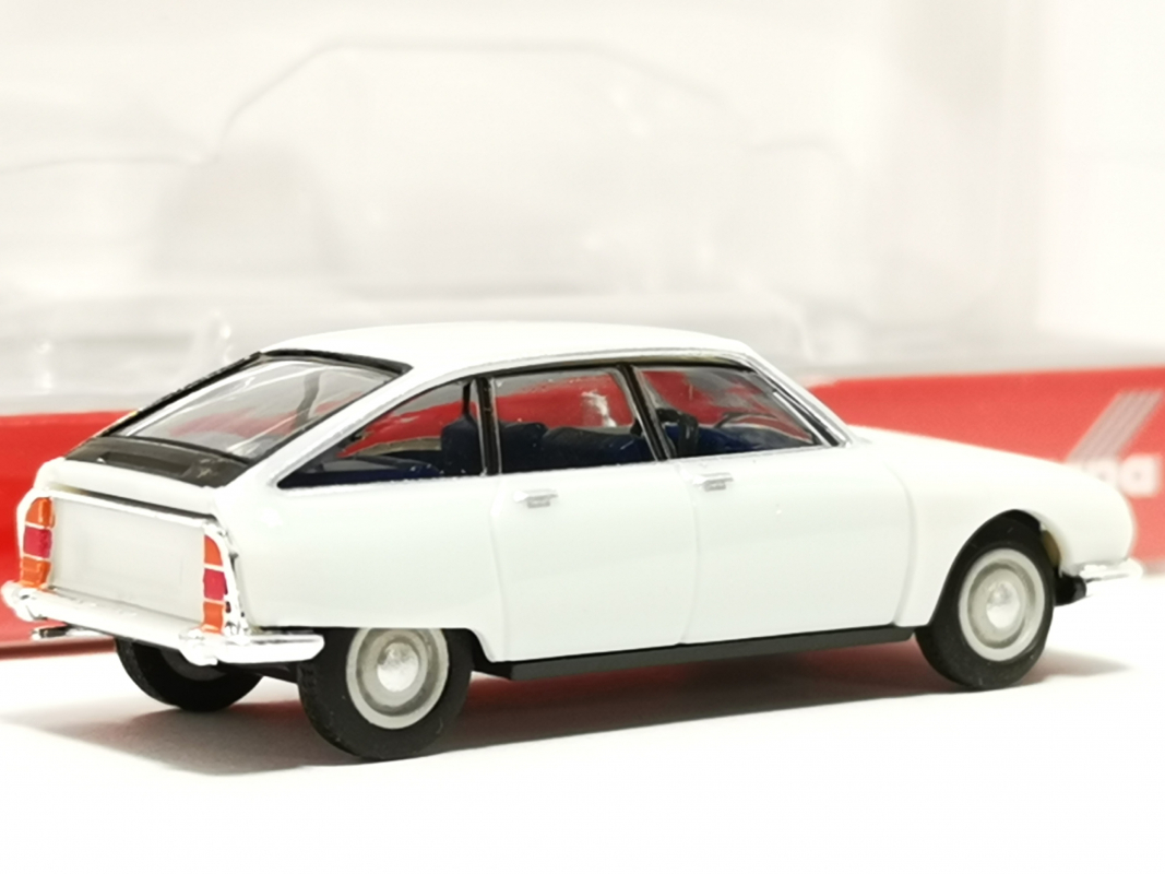 Preview: 420433-005 Citroen GS, schneeweiß Herpa