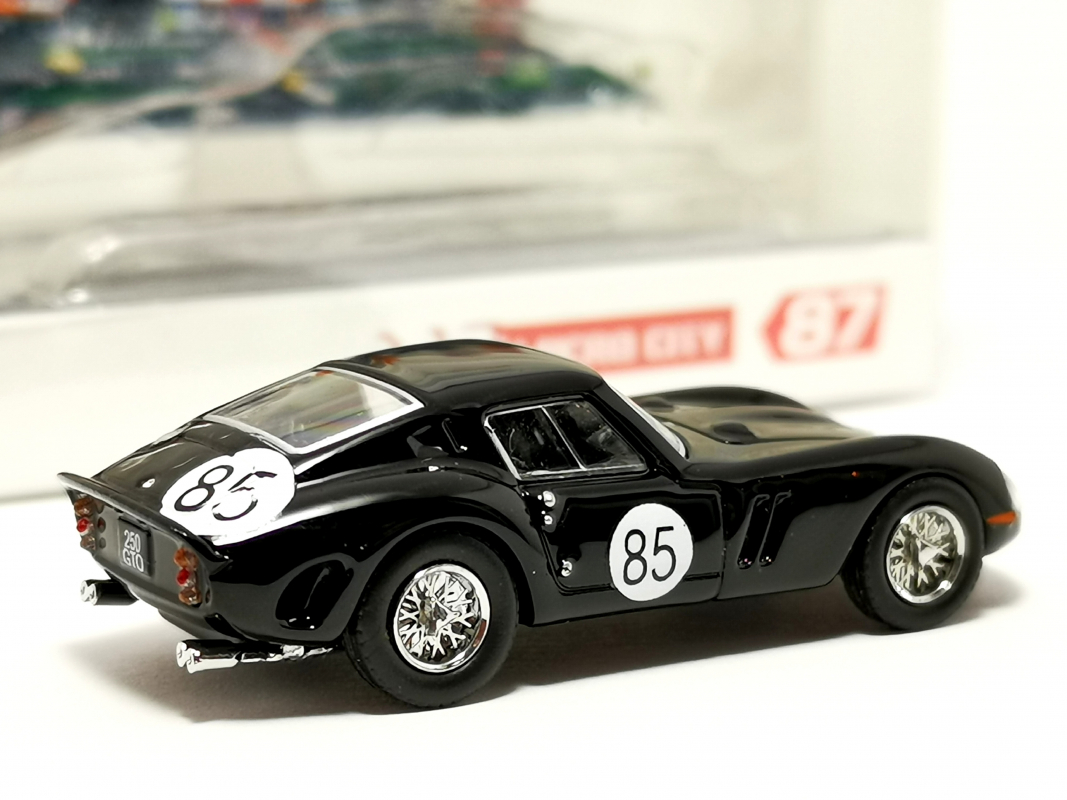 Preview: 110615 Ferrari 250 GTO 85, schwarz MicroCity