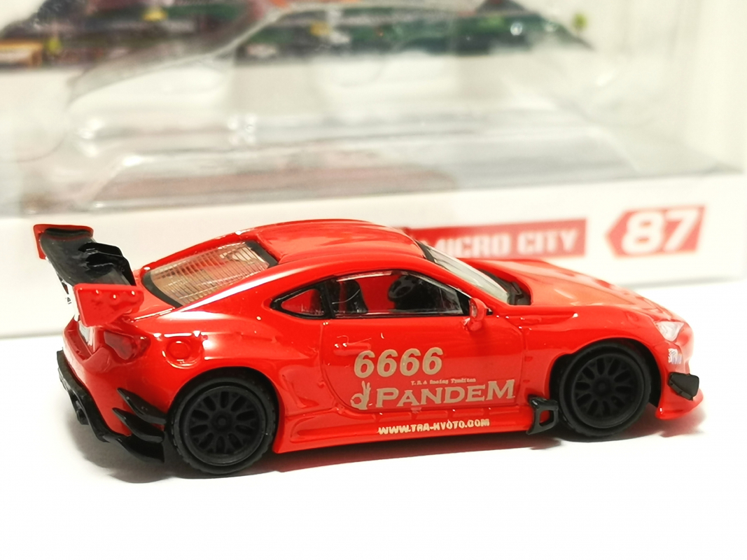 110738 Toyota GT86, rot MicroCity - SALE - B5