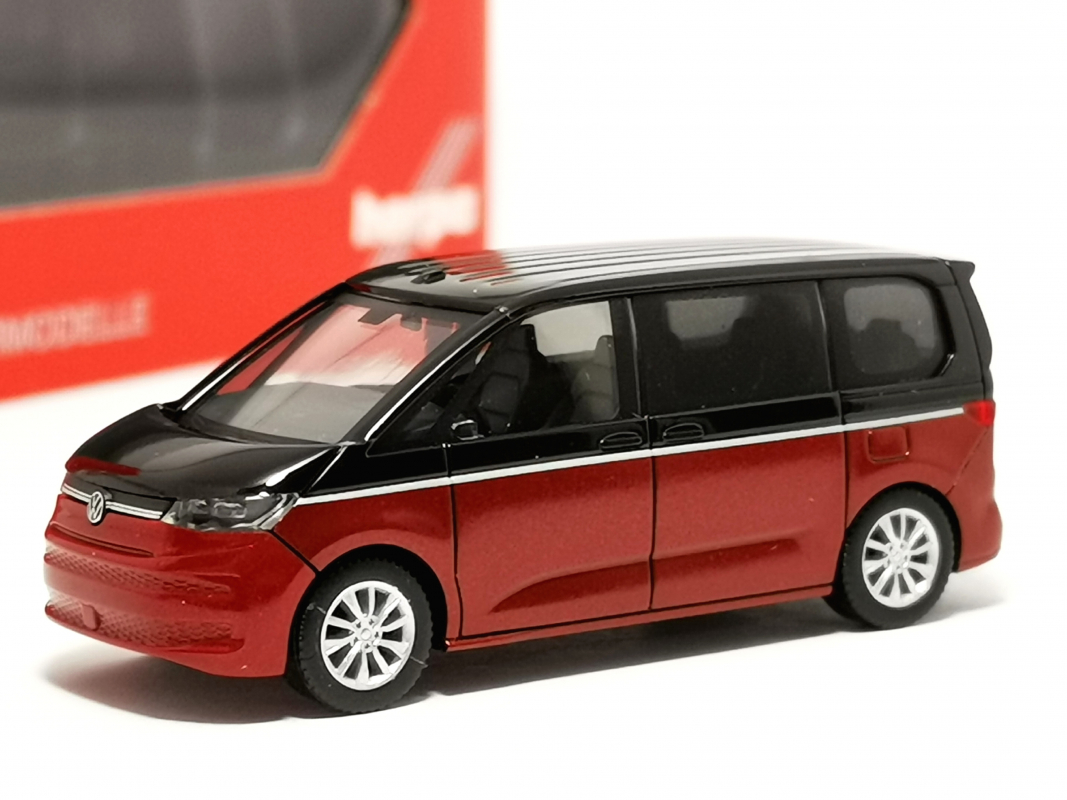 430425-002 Volkswagen (VW) Multivan, Deep-Black/Fortanarot Herpa