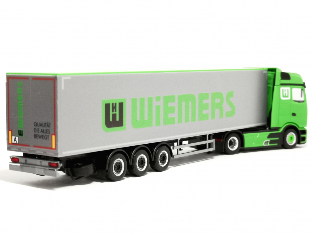 Preview: 961820 Intermodellbau 2026: Mercedes-Benz Actros L ProCabin Bigspace Schubboden-Sattelzug "Wiemers"
