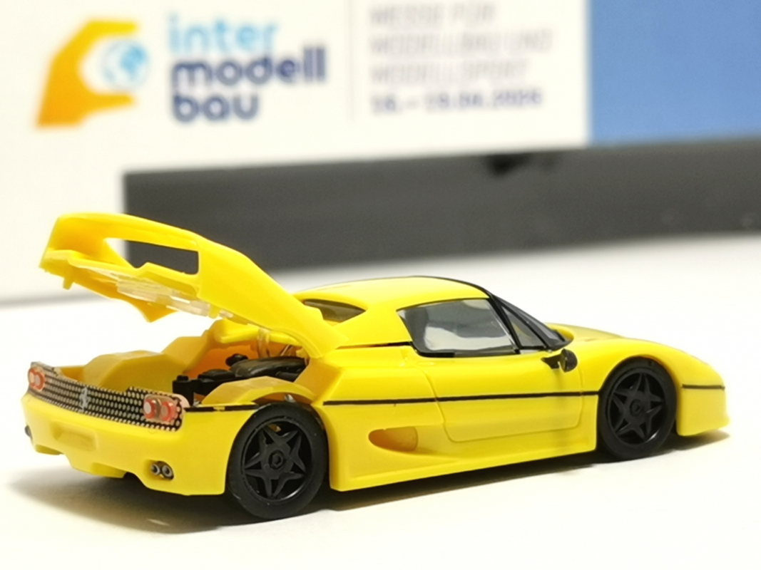 Preview: 961813 Ferrari F50 schwarz/gelb Herpa