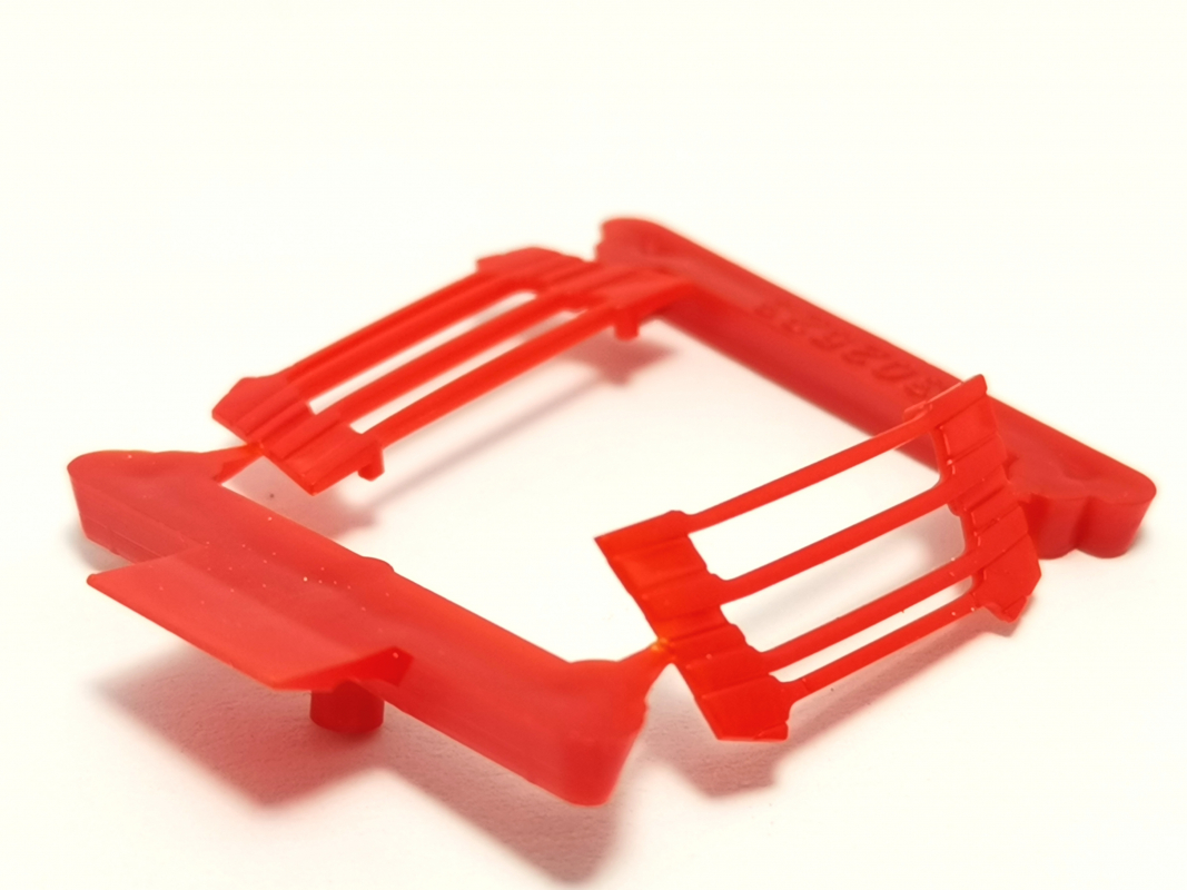 2x Grill OB für Scania CP 28, rot Herpa C383