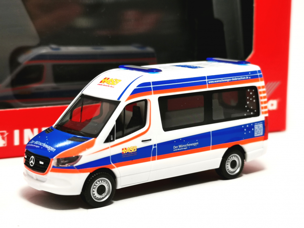 962391 MB Sprinter 18 Bus HD ASB Wünschewagen Interschutz 2026 Herpa