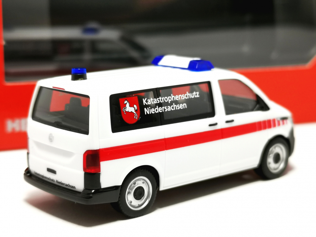 099134 VW T6.1 Bus "Katastrophenschutz Niedersachsen" (Niedersachsen/Celle) Herpa