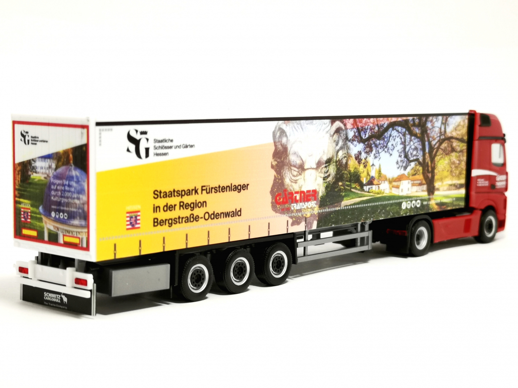 Preview: 939263 Mercedes-Benz Actros '18 L Gigaspace Gardinenplanen-Sattelzug "Gärtner Transporte/Staatspark Fürstenlager"