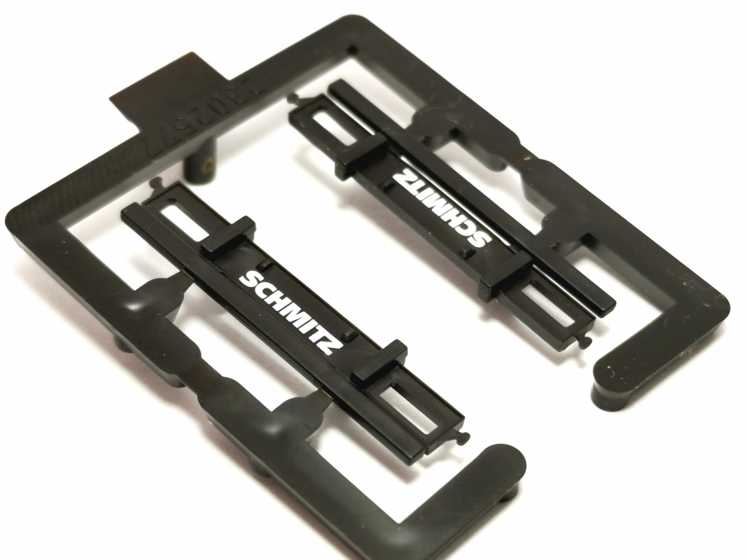 2x Heckstoßstange "Schmitz", schwarz //// Herpa C456