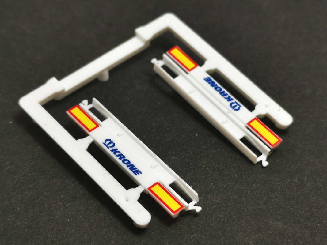 2x Stoßstange für Auflieger "Krone" Herpa C454