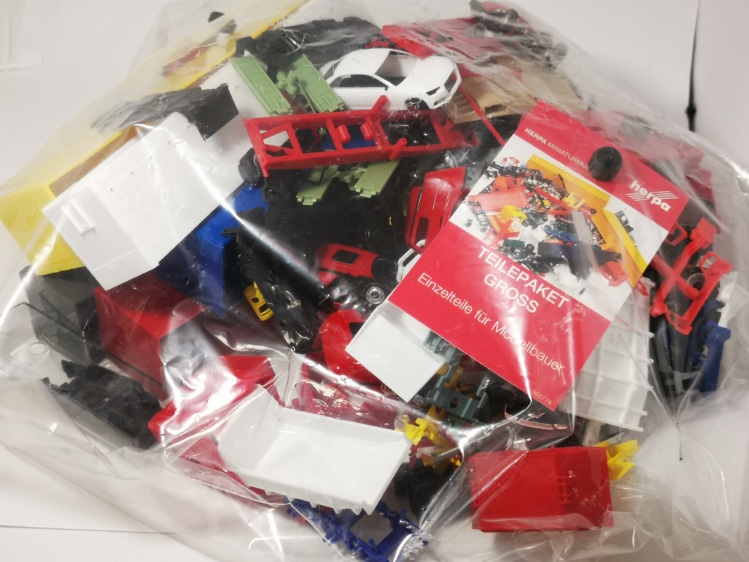 Preview: 1x Bastelbeutel Teilepaket Premium  groß - Sommerfest 2026 - Herpa