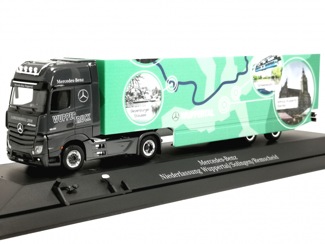 Mercedes-Benz Actros L 18 Gigaspace Koffer Sattelzug "Wupper Truck" Herpa 2018 PC
