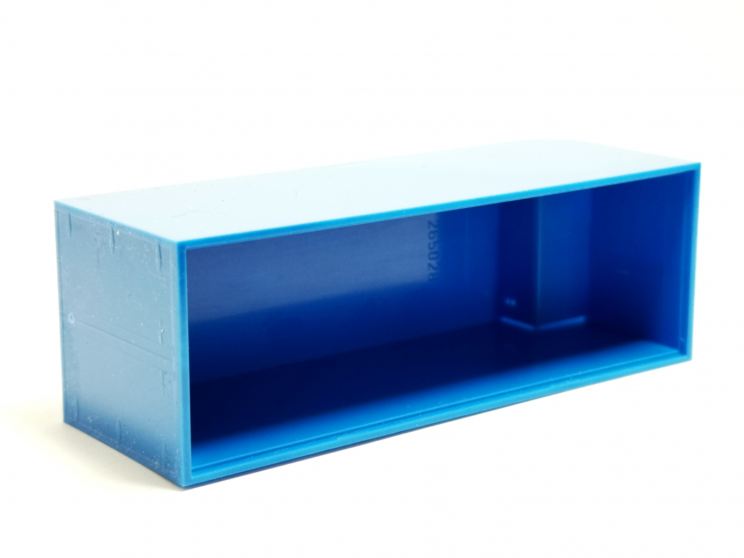 Preview: Kühlkoffer 7,45m ohne Kühler, blau Herpa C496