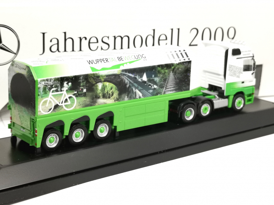 Mercedes-Benz Actros LH Glastransporter Sattelzug "Wuppertal Bewegung" Herpa 2009 PC