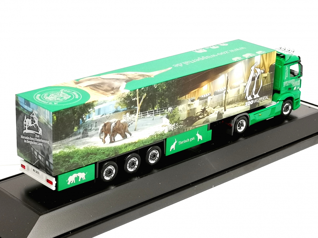 Preview: Mercedes-Benz Antos Koffer Sattelzug "Zoo Wuppertal" Herpa 2012 PC