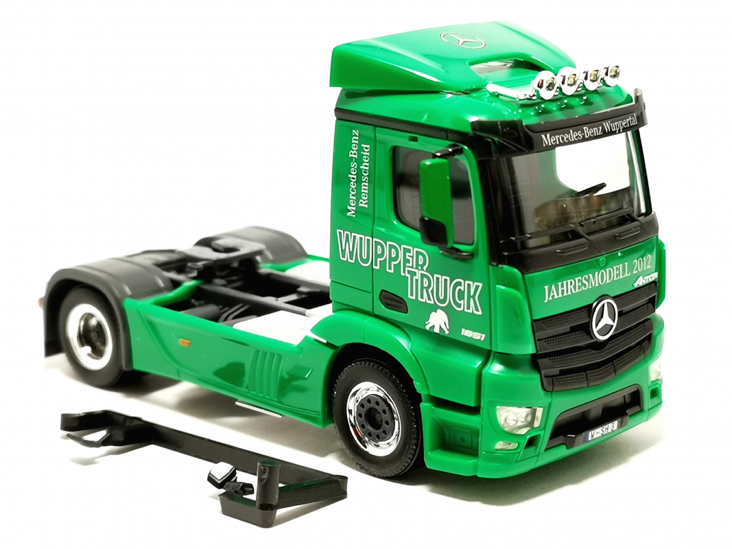 Preview: Mercedes-Benz Antos Zugmaschine "Wupper Truck" Herpa 2012