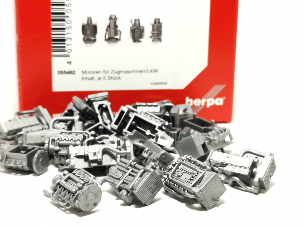 055482  Motoren für Zugmaschinen und LKW (20 Stück) Herpa