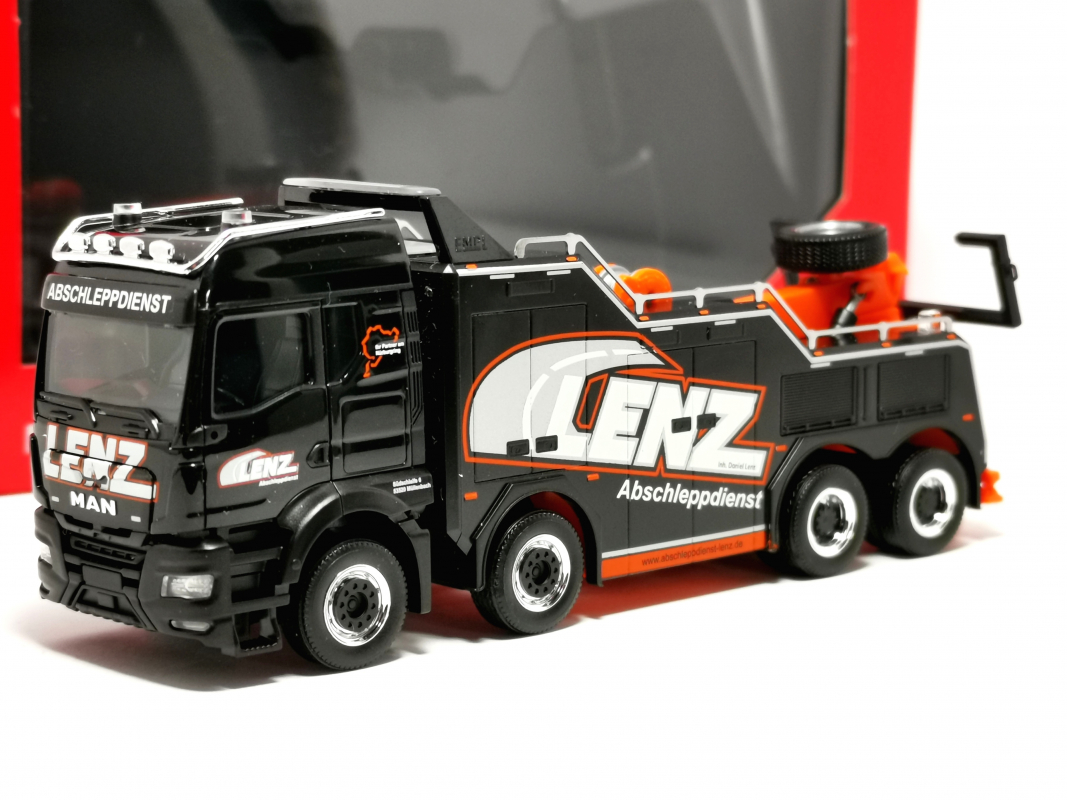 320634 MAN TGS TM Empl Bison Bergefahrzeug "Lenz" Herpa