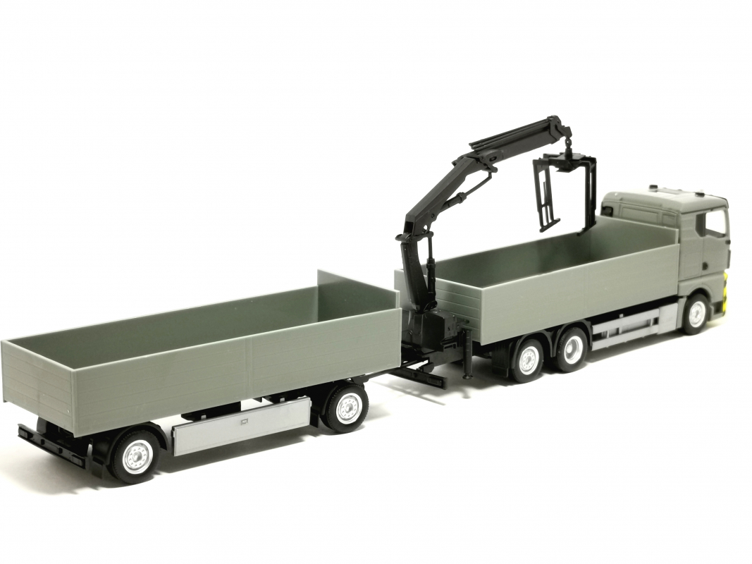 Preview: 320825 MAN TGX GN Pritschen-Hängerzug mit Ladekran Herpa