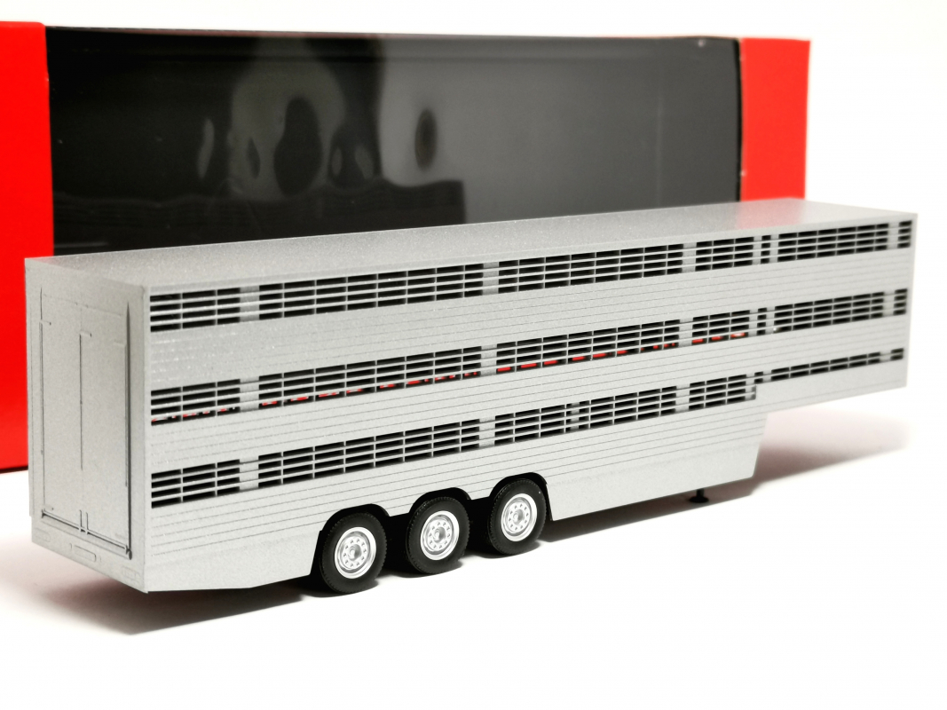 Preview: 076333-003 Viehtransporterauflieger 3achs, silber lackiert Herpa