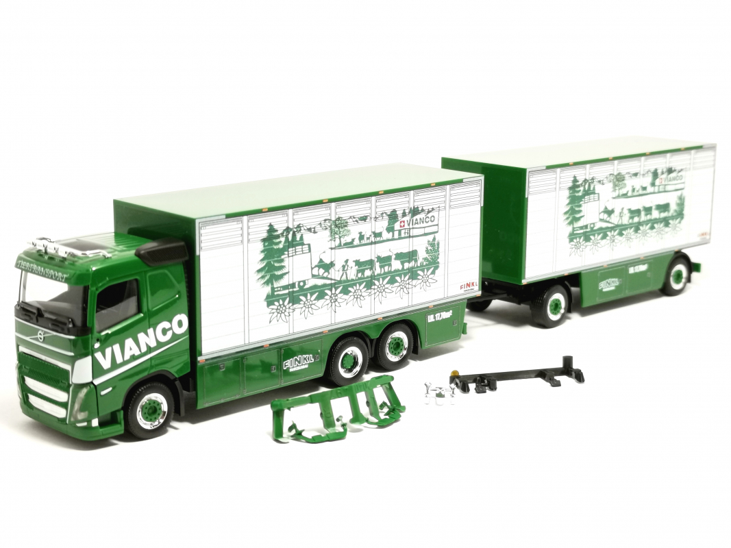 320832 Volvo FH GL FD 2020 Viehtransporter-Hängerzug "Vianco" (Schweiz/Birr-Lupfig) Herpa