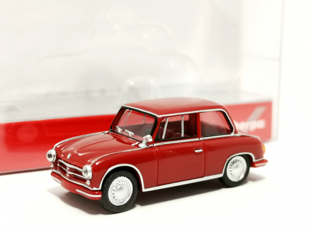 027649-006 AWZ P 70 Limousine, rot Herpa