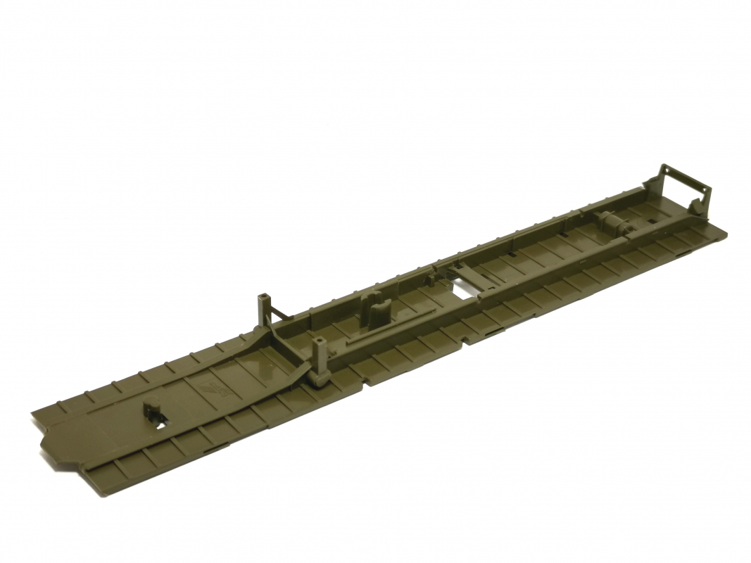 Auflieger Unterbau Palettenkasten, oliv Herpa C635