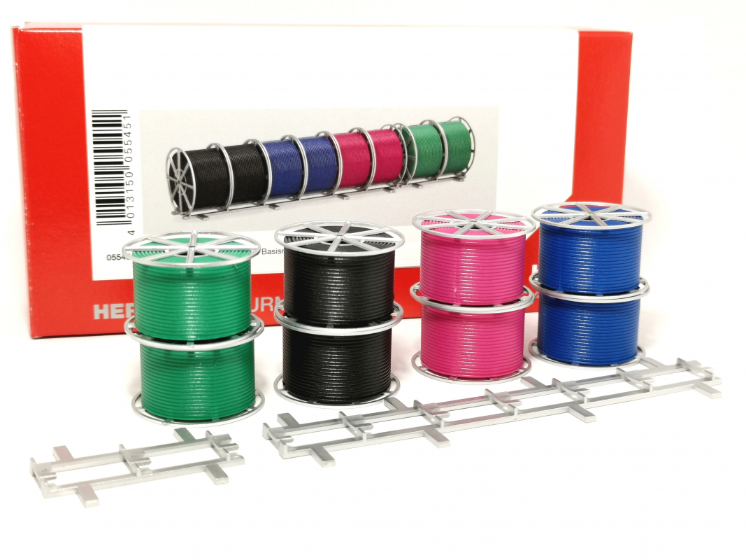 055451 Set mit 8 Kabelrollen und Basisrahmen Herpa