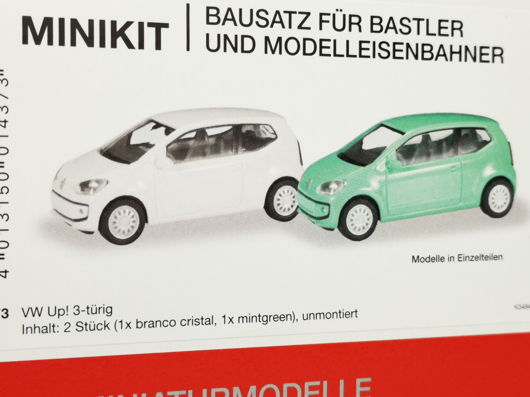 014373 Volkswagen (VW) Up! 3-türig, ice mint green und branco cristal Herpa