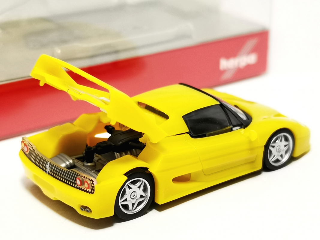 Preview: 025485-003 Ferrari F50, gelb (giallo modena) Herpa