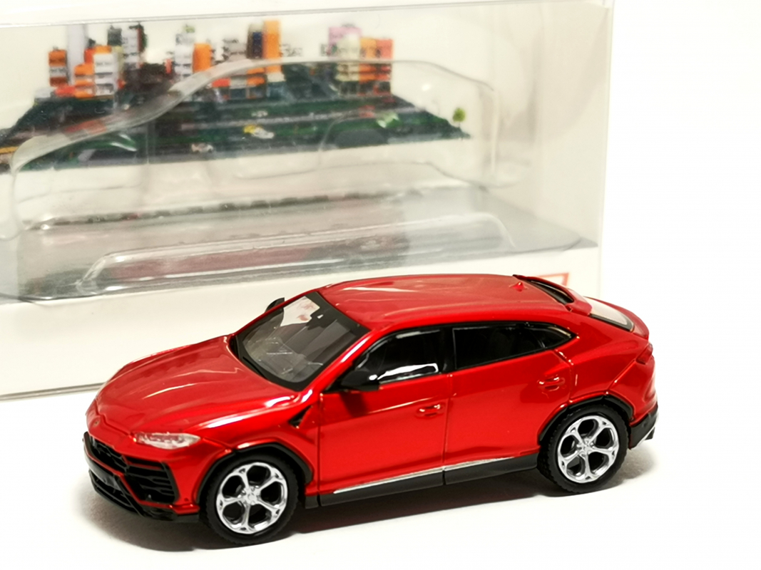111131 MicroCity: Lamborghini Urus, rot