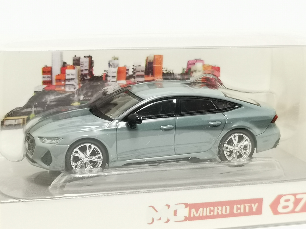 110905 MicroCity: Audi RS7, grau
