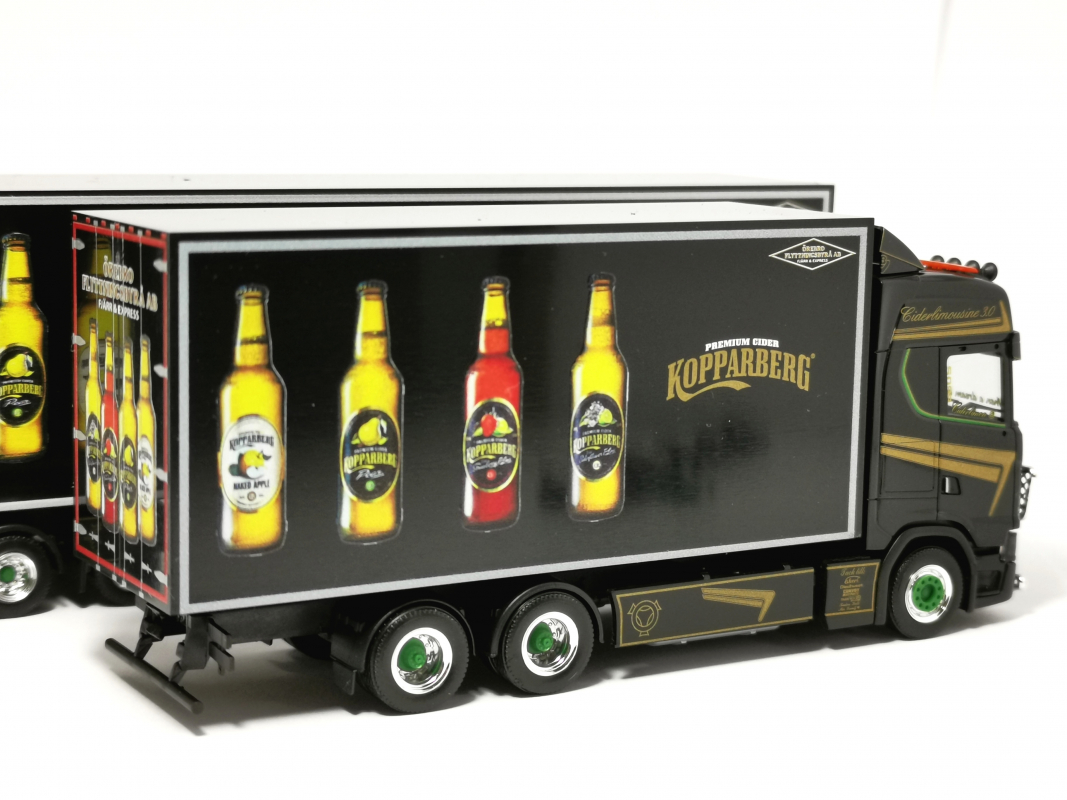 320870 Scania CS 20 Hochdach Schwedencombi-Hängerzug "Kopparberg" Herpa
