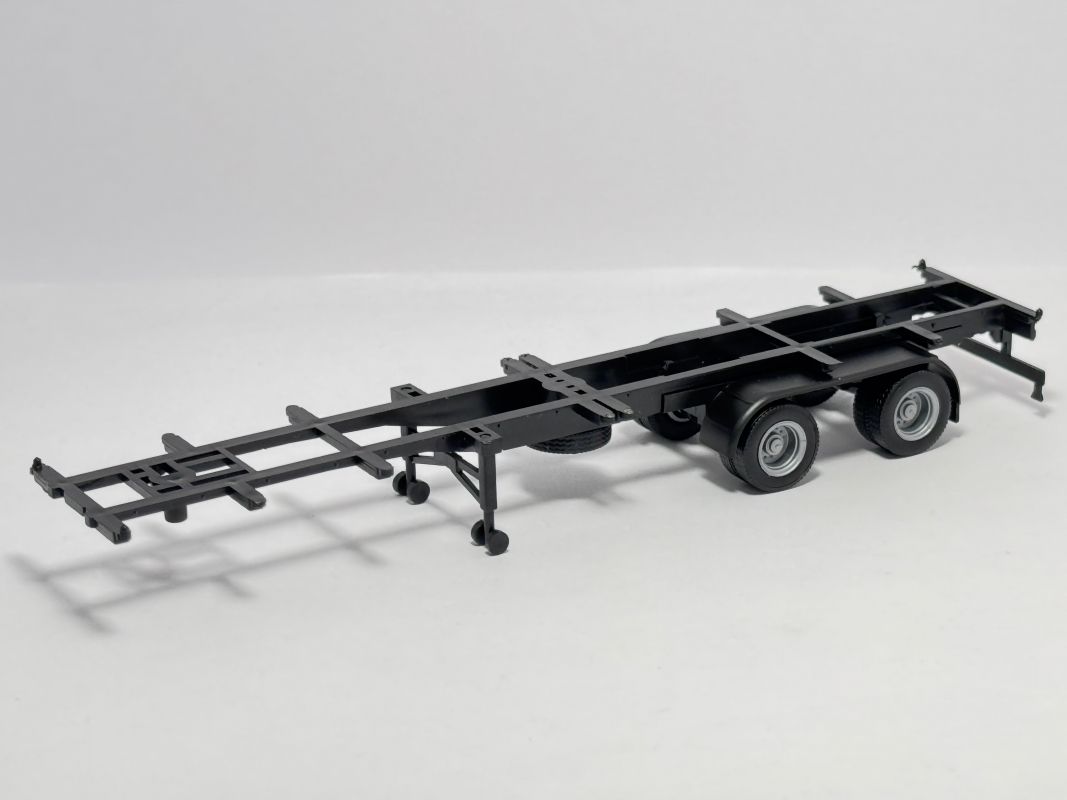 Container/Koffer Auflieger *2-achs*, schwarz Herpa 283