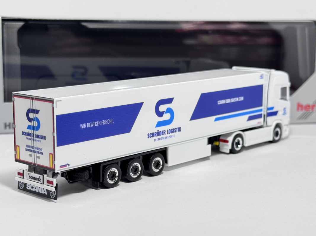 Preview: 960731 Scania CS20 HD Kühlkoffer-Sattelzug „Schröder Logistik GmbH“ Herpa