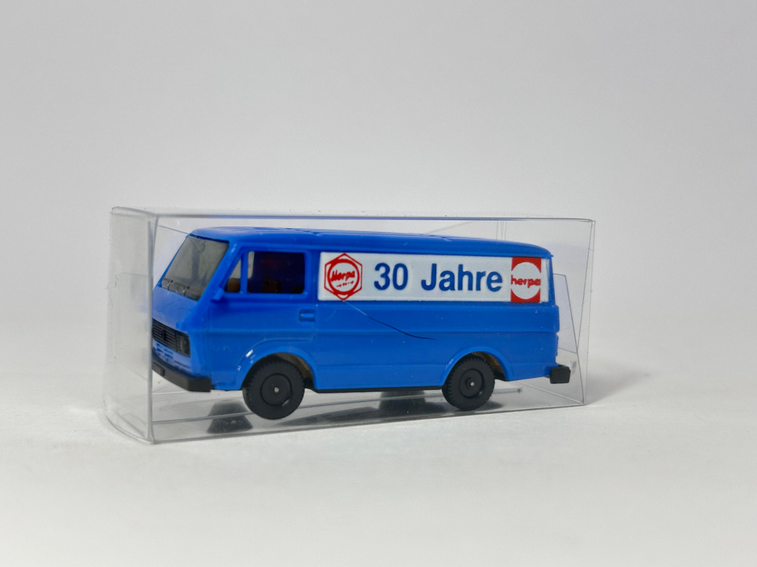 VW LT 28 "30 Jahre Herpa", blau 1