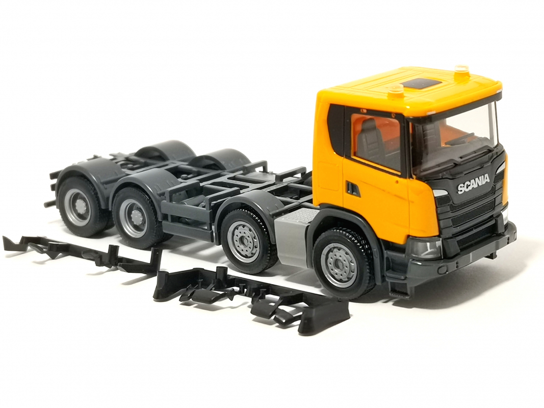 Scania CG 4x4 Zgm Modellauto – Maßstab 1:87, Orange, Detailreich, Für Sammler & Modelleisenbahn