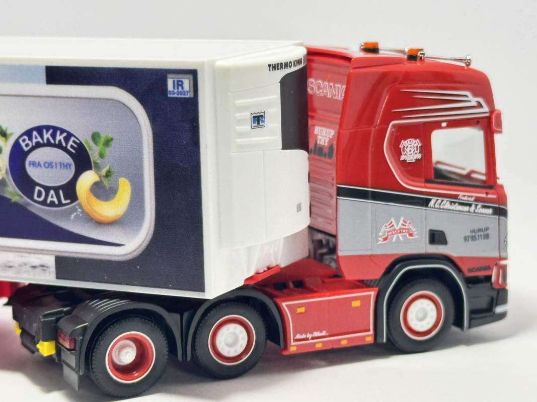 960328 Scania CR20 HD "Bakkedal - N.C Christensens" Herpa