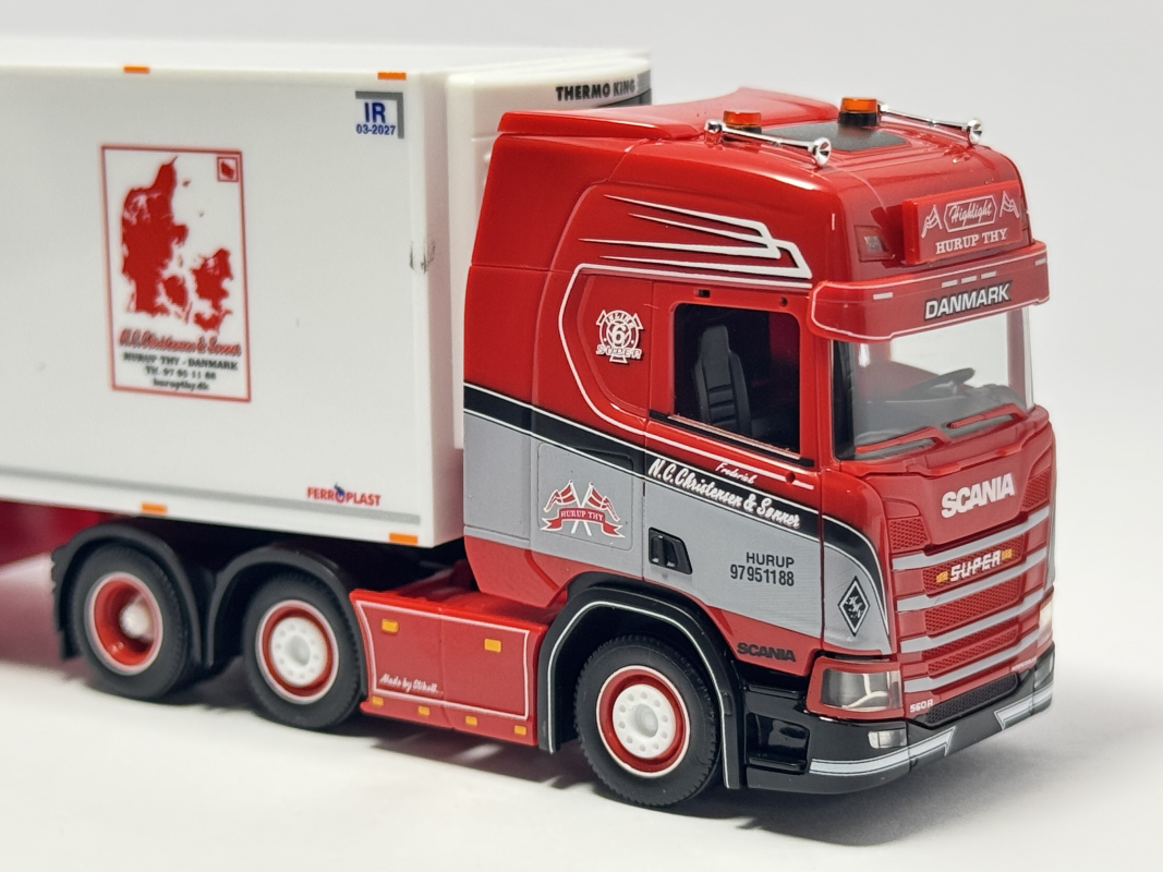 960311 Scania CR20 HD Kühlkoffer Sattelzug "N.C; Christensens" Herpa