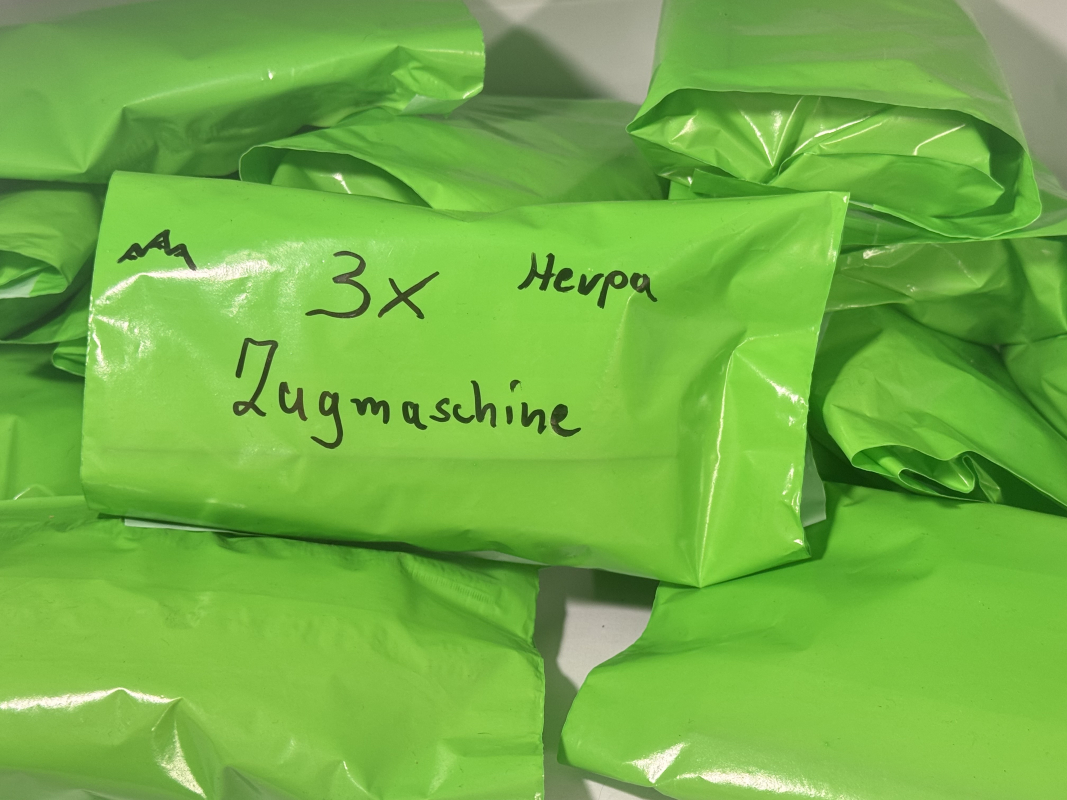 Bastelbeutel: 3x Zugmaschine/Lkw ohne Spiegel von Herpa FridaySALE