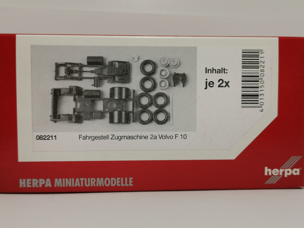 082211  Zugmaschinen-Fahrgestell Volvo F10/12 2-achs Inhalt: 2 Stück Herpa