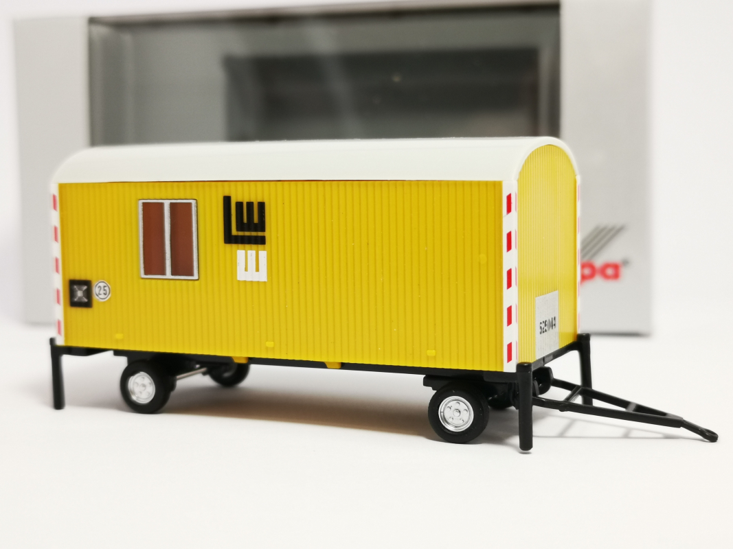 940665 Bauwagen, Leonhard Weiss  Herpa