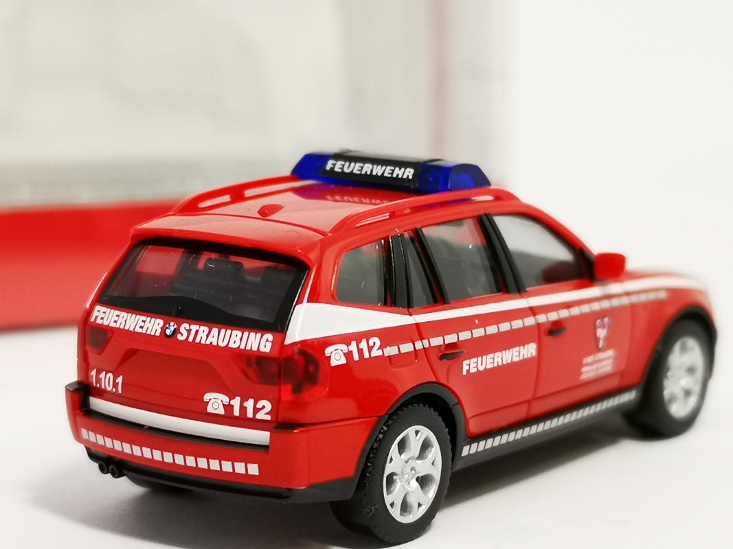 930727 BMW X3 (E83) "FW Straubing" Herpa