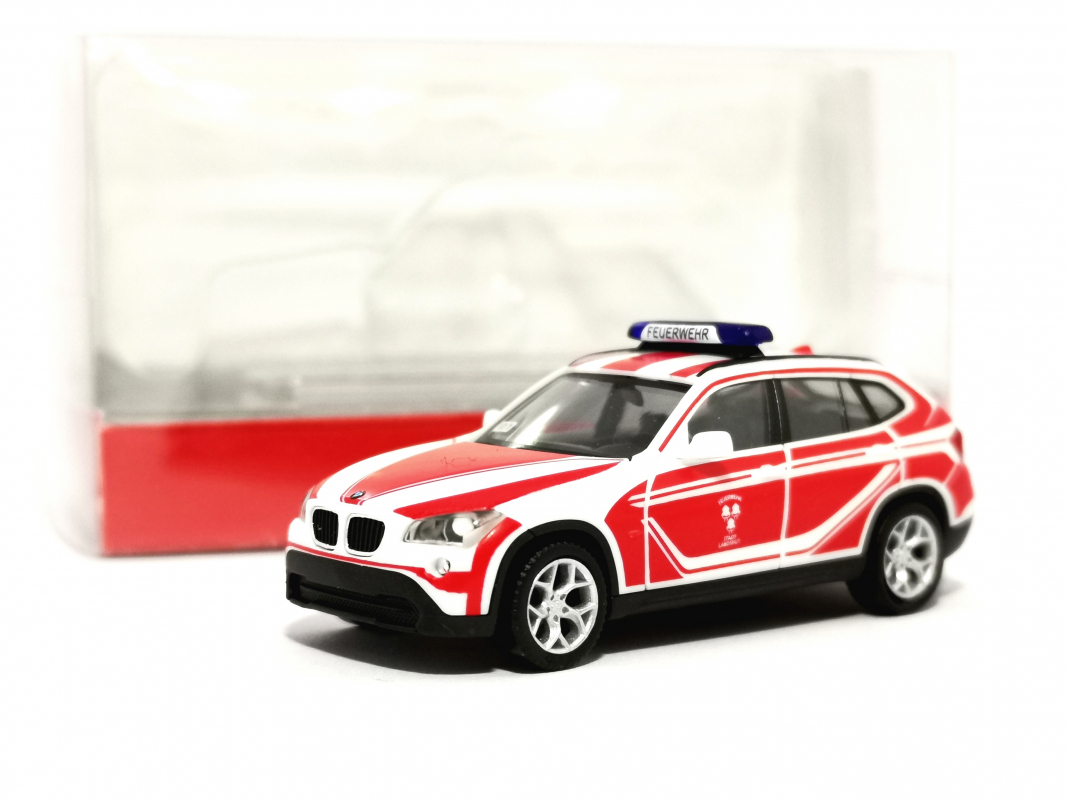 093552 BMW X1 FW Landshut Herpa