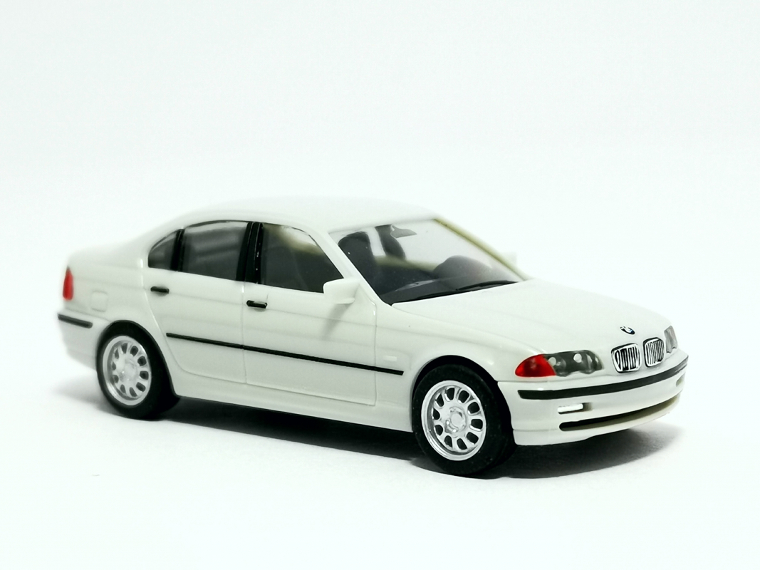 BMW 3er Limousine E46 (1998), grau Herpa