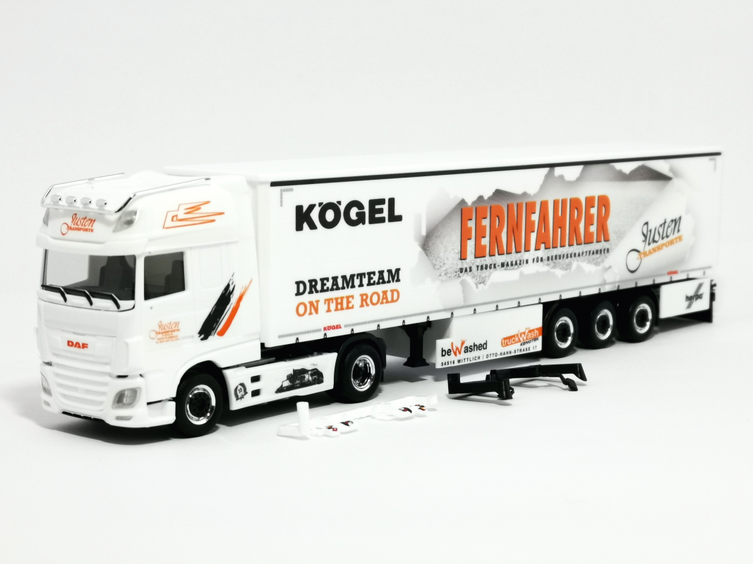 945202 DAF XF SSC Gardinenplanensattelzug "Justen Transporte" Herpa