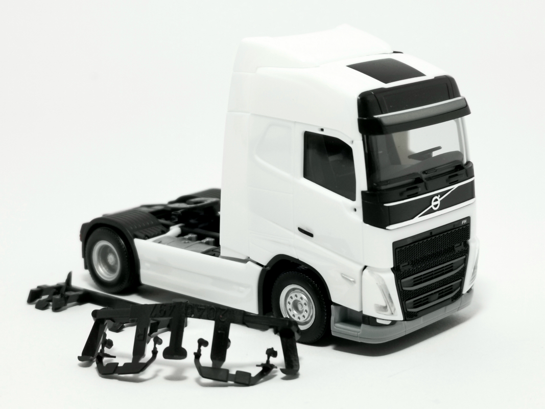 313605 Volvo FH Gl. 2020 Basic Zugmaschine, weiß Herpa -