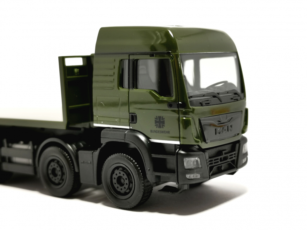 746816 MAN TGS LX 8x4 Wechsellader-LKW „Bundeswehr“ Herpa SALE