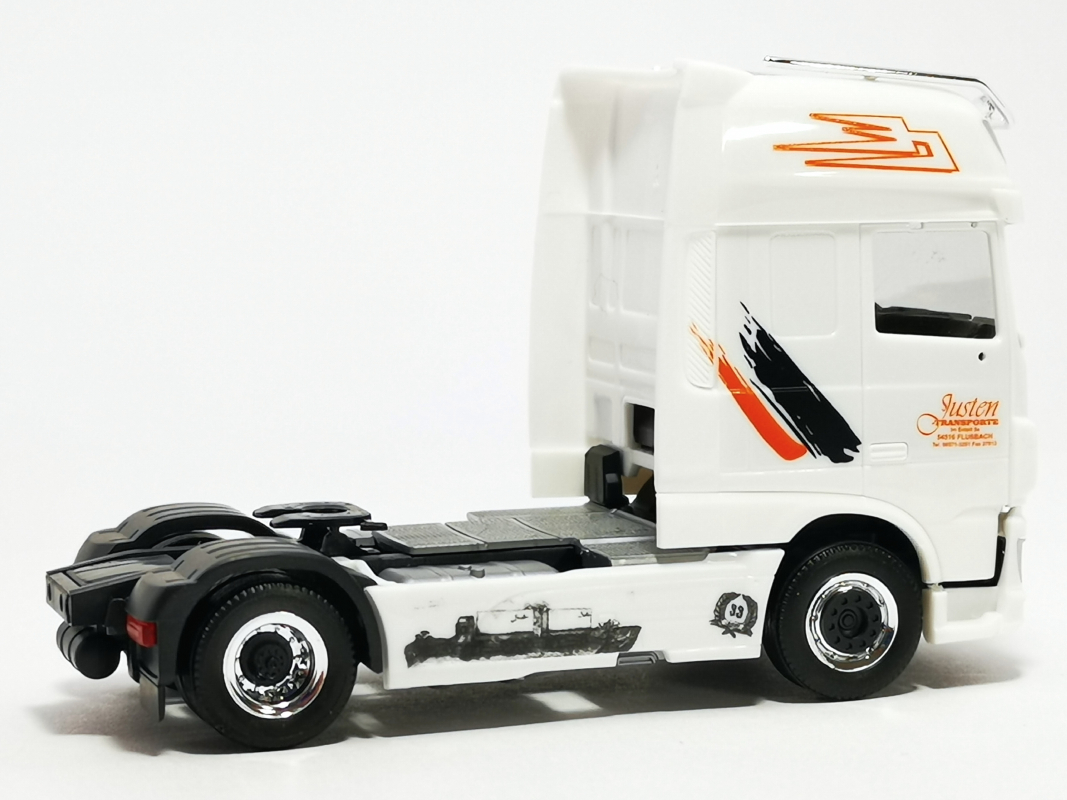 DAF XF SSC Zugmaschine "Justen Transporte" Herpa