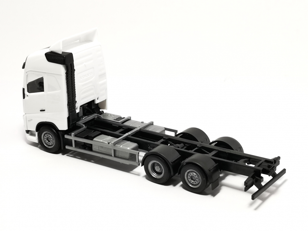 Volvo FH Gl. 2020 3a 7,45m Lkw, weiß Herpa 02